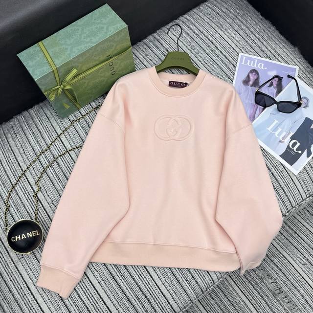 Highly recommend Guc*25 autumn and winter new round neck three-dimensional logo