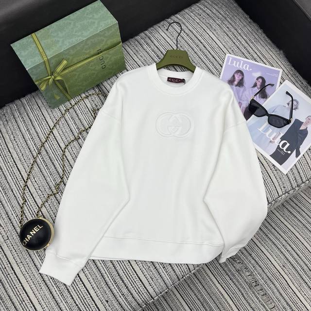 Highly recommend Guc*25 autumn and winter new round neck three-dimensional logo