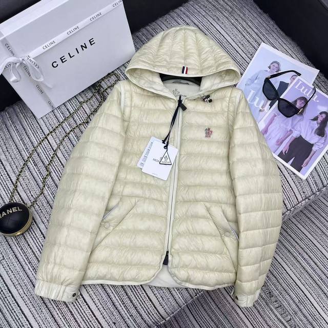 Highly recommend the 25th year early autumn and winter series Mon* new style hoo