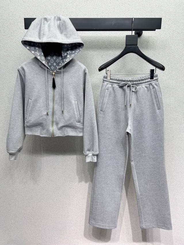 L's classic monogram double-sided jacket and trousers casual suit is fashionable