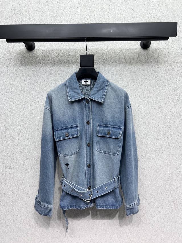 D's Little Bee Denim Jacket makes everyone look super young and fashionable. Mad