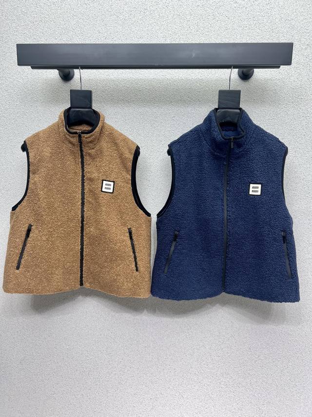Miu's eco-friendly lambswool vest is a must-have for fashionistas. It's incredi