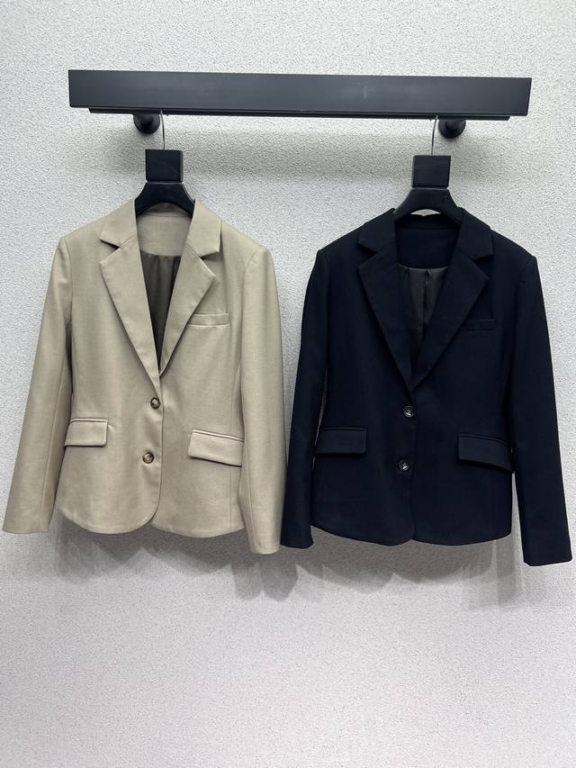 Loewe's blazer is stylish, understated, and luxurious! The versatile silhouette