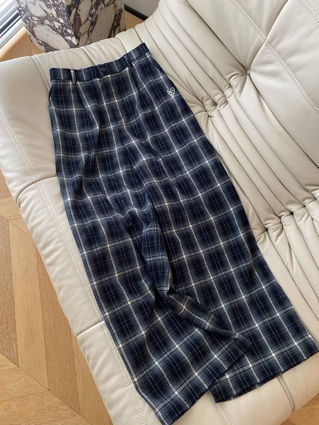 25pf Autumn/Winter Plaid High-Rise Elastic Straight-Leg Pants. Classic plaid pri