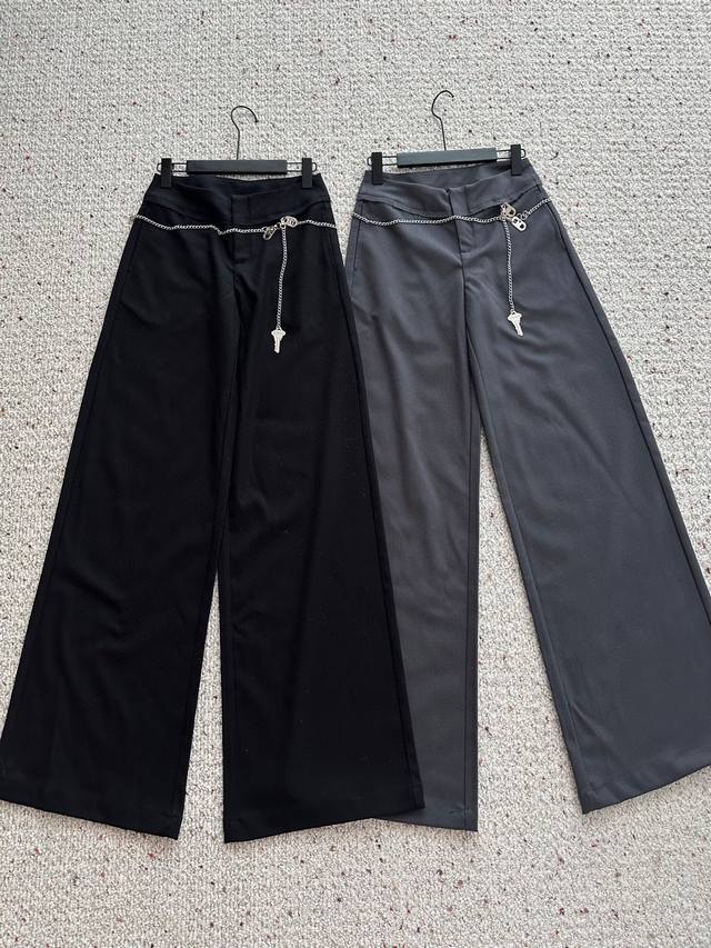 Hot item in stock! Designer original | 25 new casual trousers with chain Versat