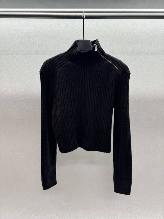 2025 Autumn And Winter ! H, half-high collar off-shoulder zipper sweater, fabric