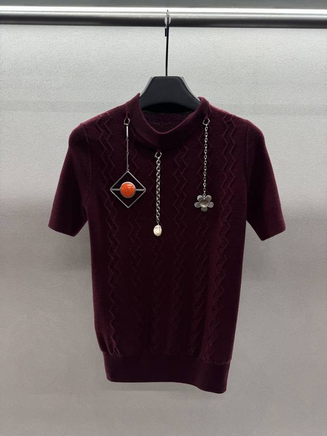 2025 Autumn And Winter ! pra*Da, original 1:1 burgundy short-sleeved knitwear,