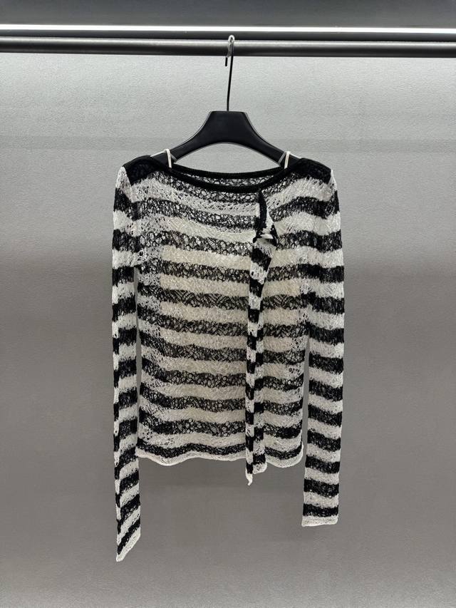 2025 Autumn And Winter ! Dio*, blended striped hollow knit, The striped element