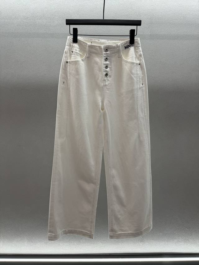 2025 Autumn And Winter ! Margiela button-down wide-leg jeans, cover the crotch,