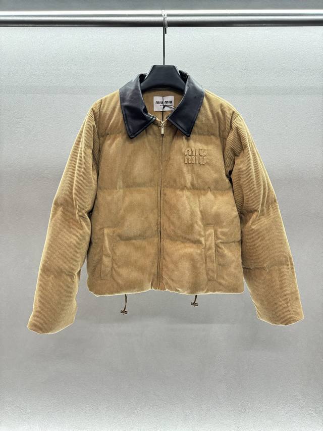 2025 Autumn and Winter ! Miumi*, this corduroy leather collar jacket is both wa