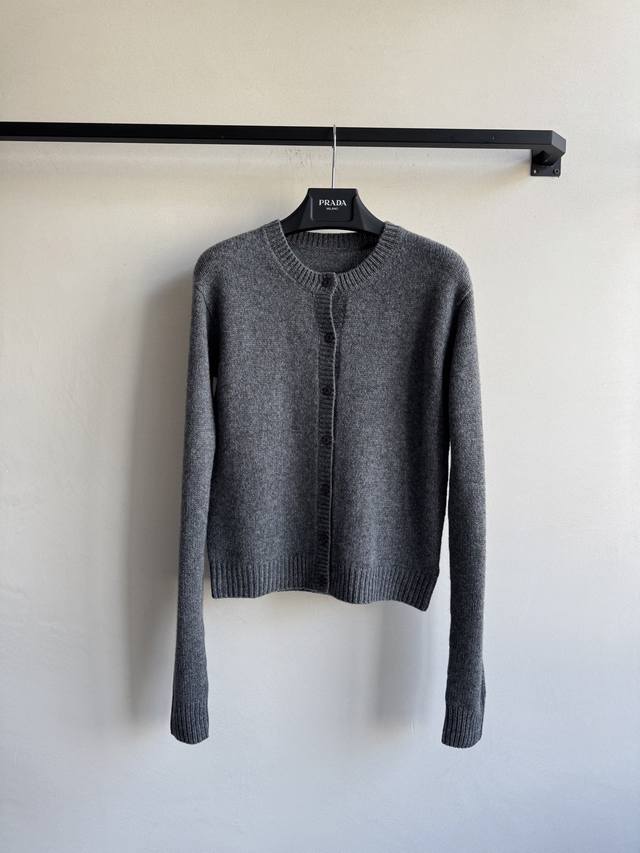 prad* 25Fw Early Fall new button-down logo cardigan! High-quality product! Made