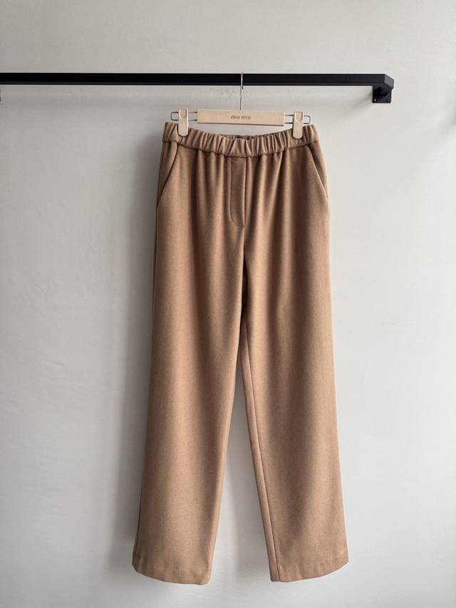 Miu Miu25Ss early autumn new camel hair straight pants. The material of this pai