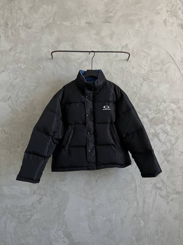 Balenciaga New Fall/Winter Reversible Down Jacket with Loop Sports Icon Embroide