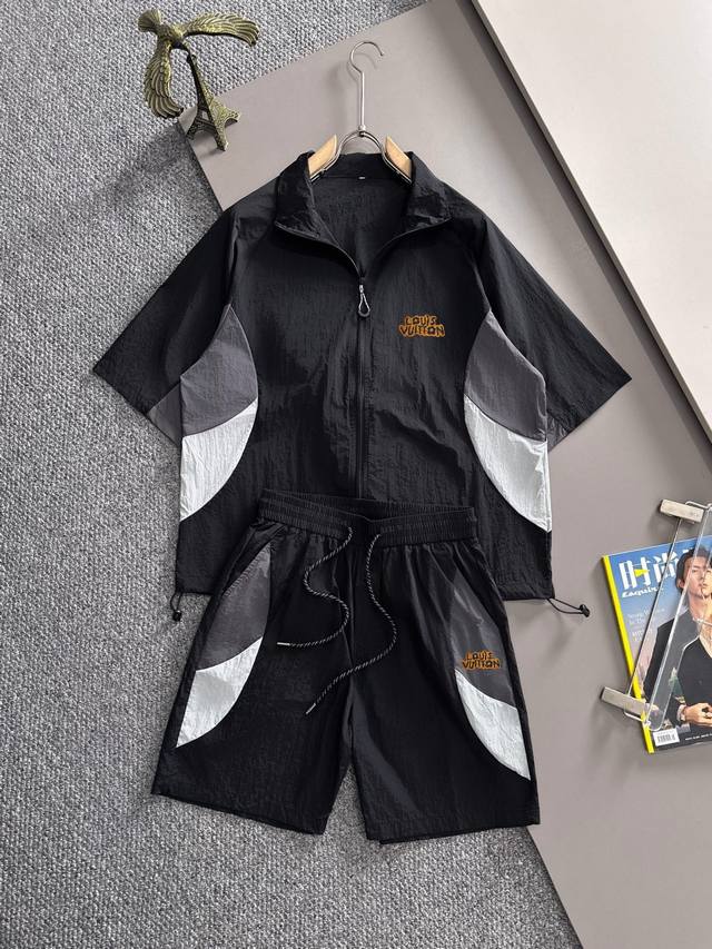 Lv2025 New Summer Casual Suit. Exquisite and high-end details, exuding a premium