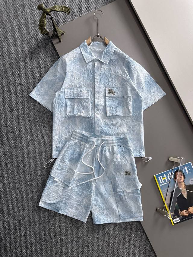 Burberry 2025 New Summer Couple Casual Set. Exquisite and high-end details, exud