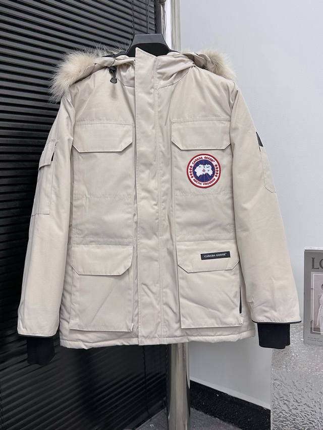 Top-tier imported version, beige wolf fur, optional Canada Goose 2008 new style,