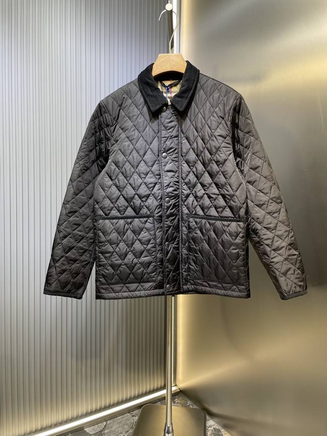 Burberry's new cotton-padded jacket is bursting with winter vibes! This Burberry