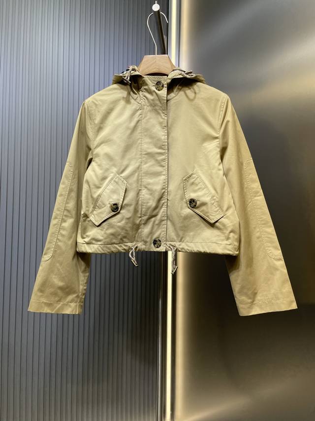 Burberry 25Fw Autumn/Winter New Arrival Short Gabbana Snow Coat. This snow coat