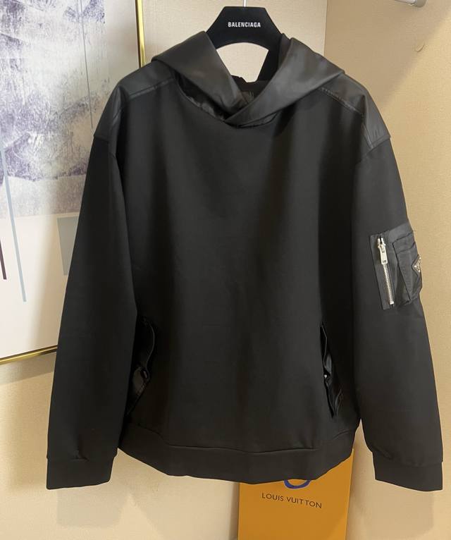 Size: SML XL Single color unisex Prada SS25 casual workwear hooded sweatshirt, P