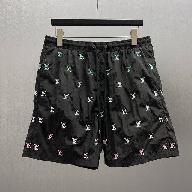 Lu. Blason Gradient Embroidered Beach Shorts (Ddd) Size: S-XL (Ddd) These beach