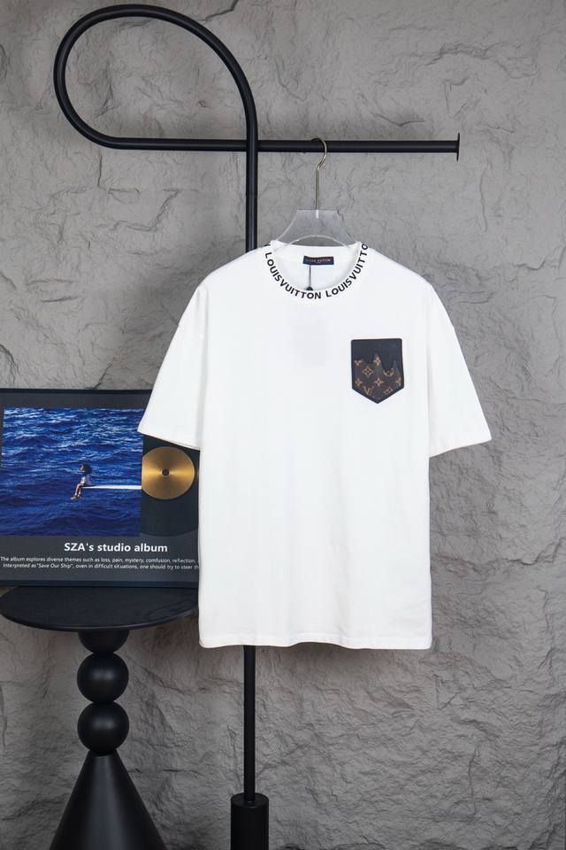 Style No.: M175 Louis Vuitton 2025 Summer New Leather Label Pocket Collar Classi