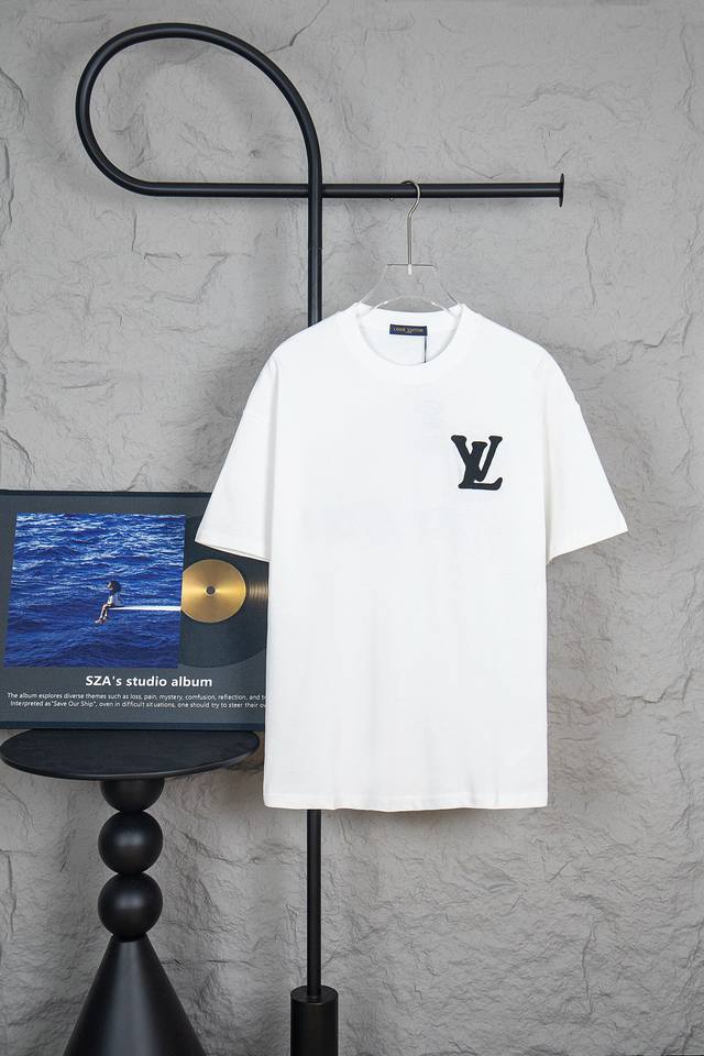 Style No.: M165 Louis Vuitton LV 25Ss New Classic Monogram Logo Appliqu