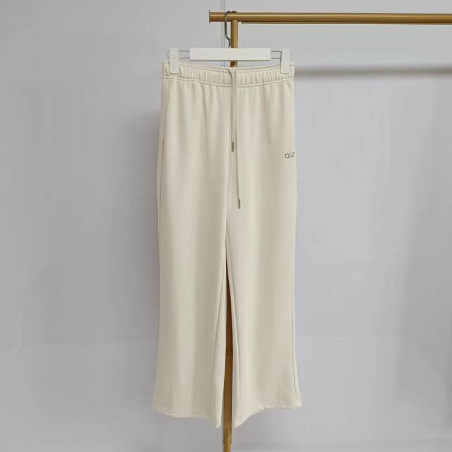 Price: Wholesale from one piece. Individual orders +10. Colors: Black, Heather G