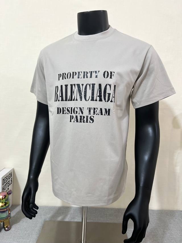 Balenciaga's new 25Ss short-sleeved T-shirt is now available on the official web