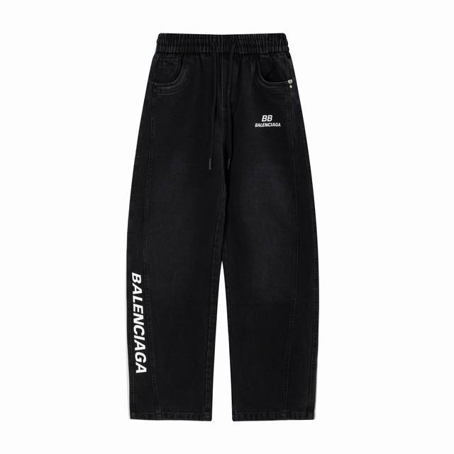 High-quality Balenciaga new denim curved trousers (Ddd). The fabric is both stur