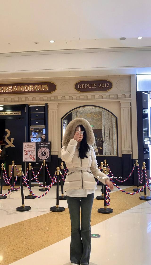 Timeless Classic Apricot Fox Fur Size: 1 2 3 4 Ddd