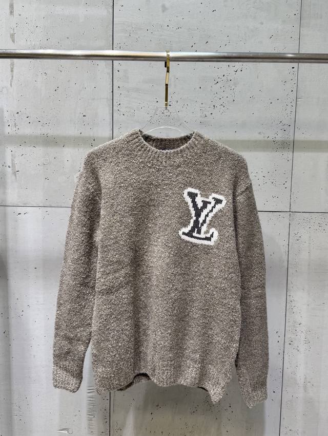 Louis Vuitton Logo Knit Sweater (Ddd) Craftsmanship Description: Made with high-