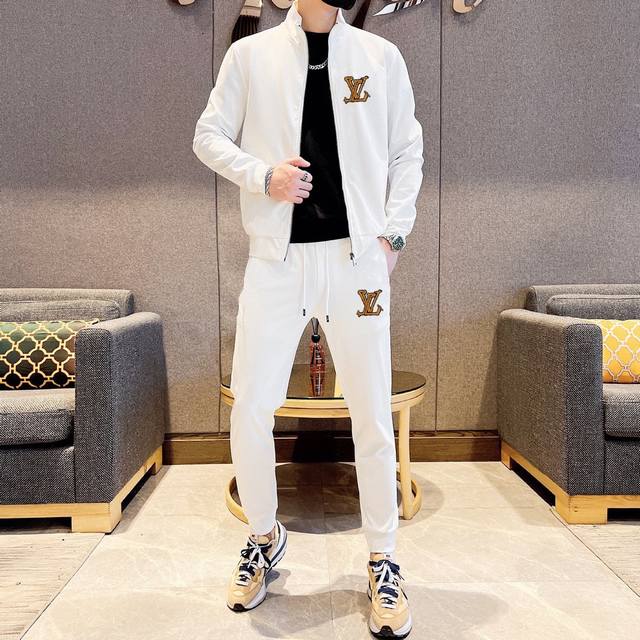 Direct wholesale Louis Vuitton cardigan and sweatshirt set, a godsend for plus-s