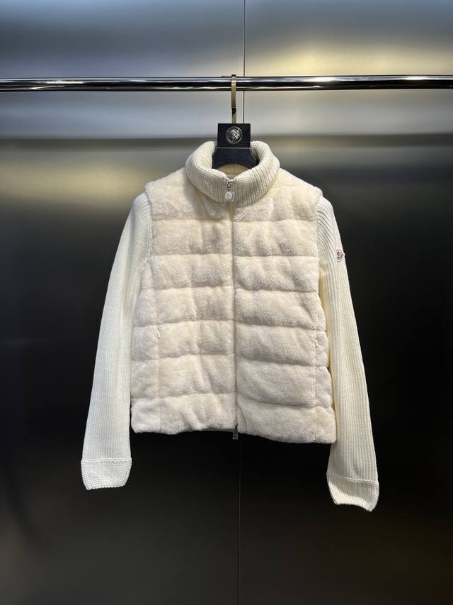 Moncler 2025 Early Spring Cardigan, medium-thick down jacket. The bottom of the
