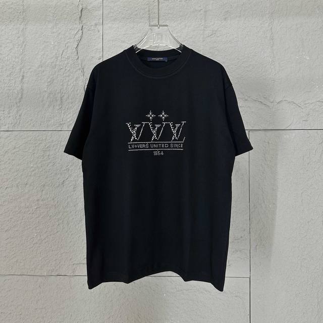 Lv Louis* 2025 Spring/Summer New Classic Large V Letter 3D Hot Rhinestone Silver