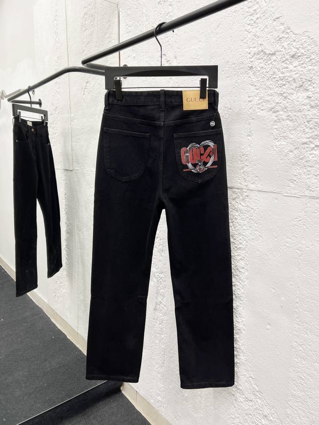 Style No.: H985 Gucci Pocket Print Mid-Rise Straight Leg Jeans, Regular Fit, Bla