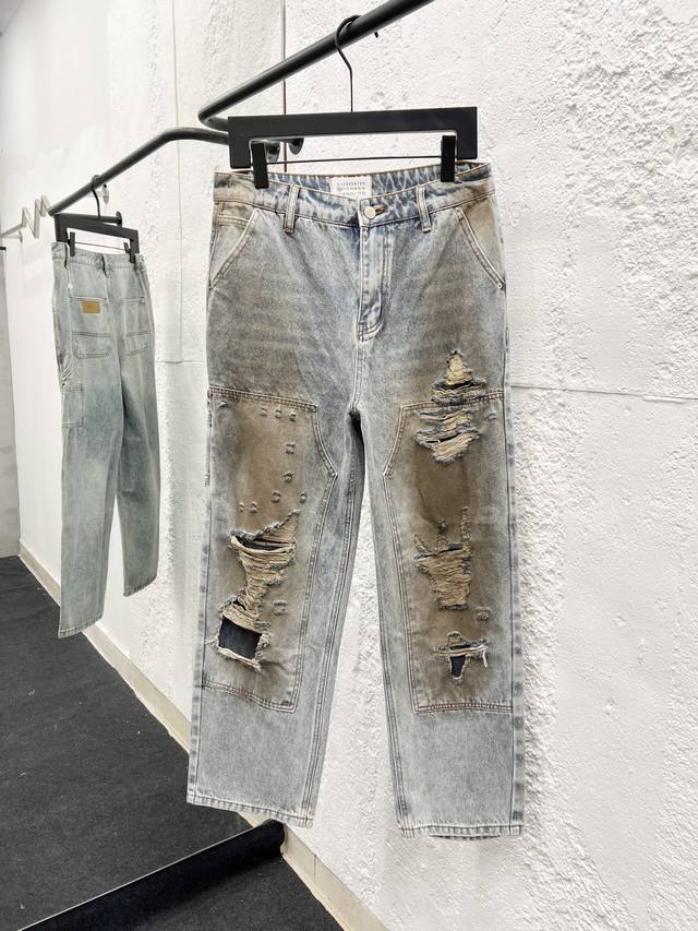 Style No.: H981 Mm6 Maison Margiela Ss25 Mid-rise Comfortable Distressed Jeans,