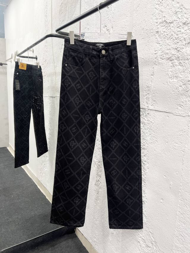 Style No.: 898 Chanel & Chanel Classic Cross Chain Camellia Logo Jeans Original