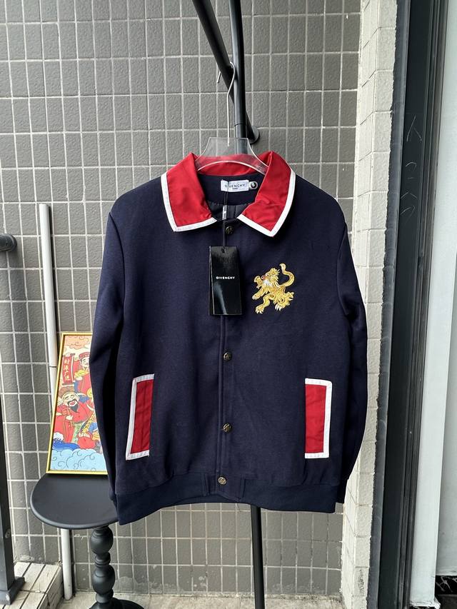 Style Number: Tt68 Givenchy 25Ss runway piece, moderately thick with high-densit