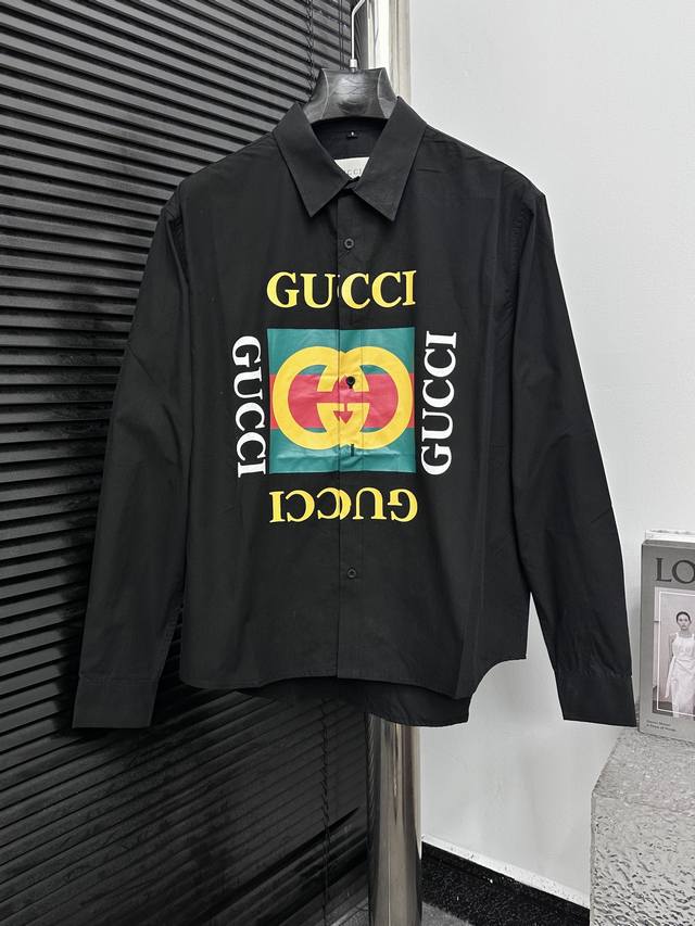 Gucci 2025Ss Cotton Collared Shirt. The fit is universally flattering, suitable