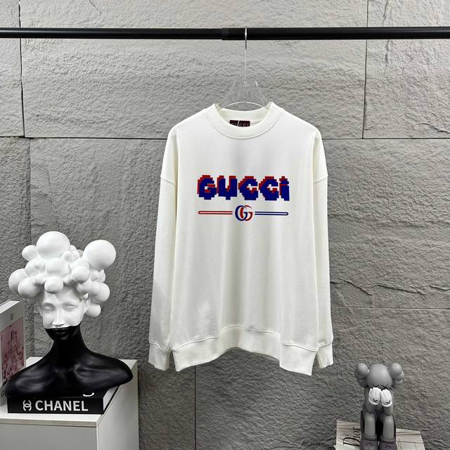 Gu* Gucci*2025 Early Autumn/Winter New Style Double G Chest Gucci Simple Letter