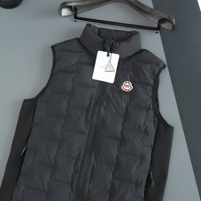 Moncler Down Vest # 3 Real Shot Details Ddd