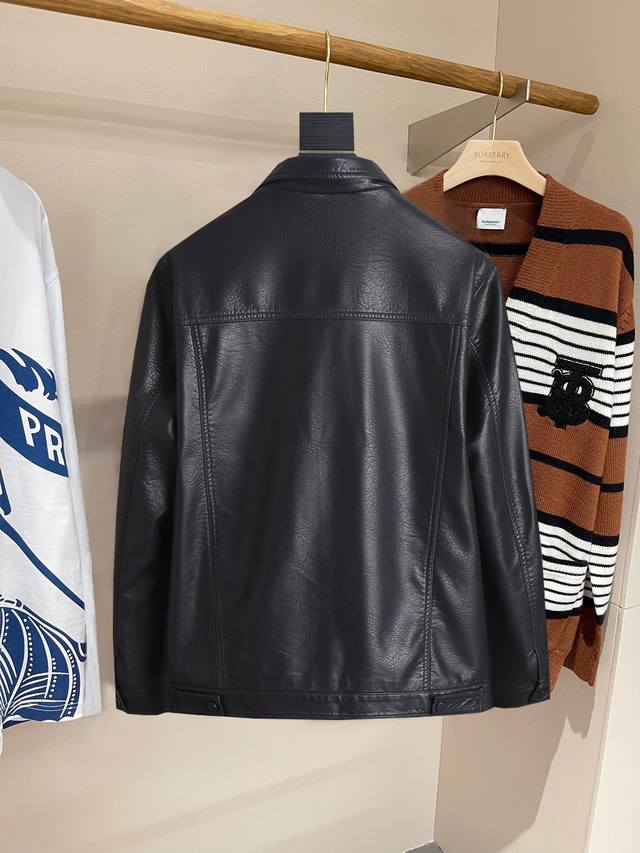 Prada 2025 Spring New Arrival Jacket, crafted from selected bio-based polyester