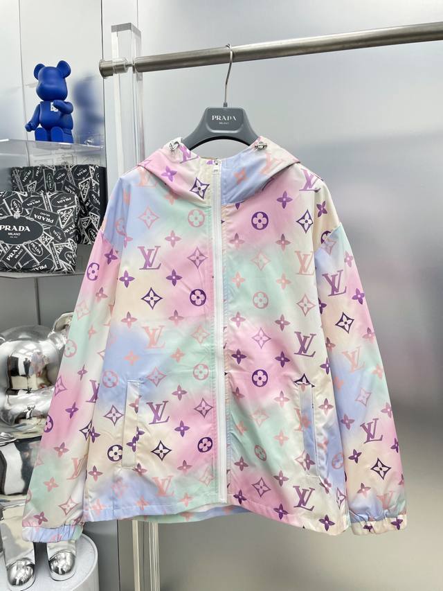 Lv Louis 2025 Summer All-over Print Monogram Logo Sunscreen Jacket Ss Summer Tra