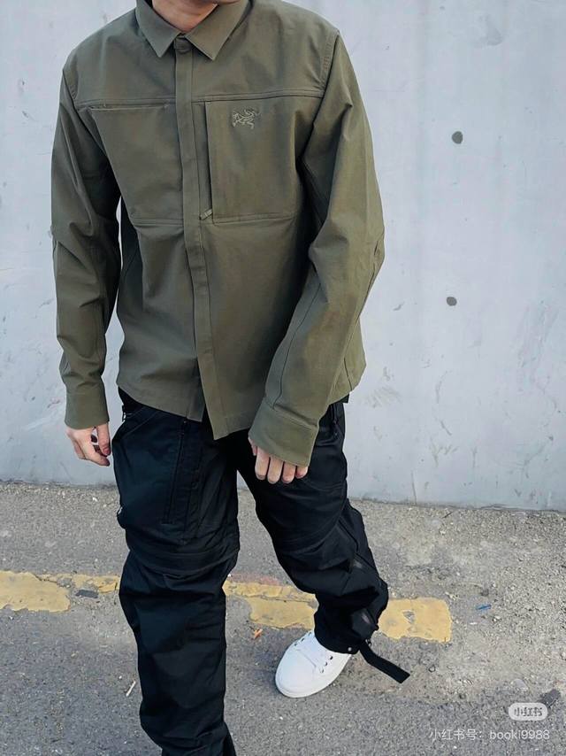 Model photo Original version, 1:1 replica Arc'teryx, same style as the official