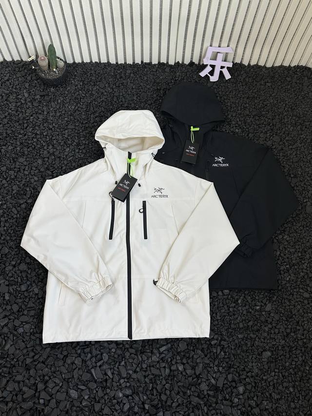 New Arrival! Arc'teryx 25Ss Spring/Autumn New Hardshell Hooded Casual Windbreake