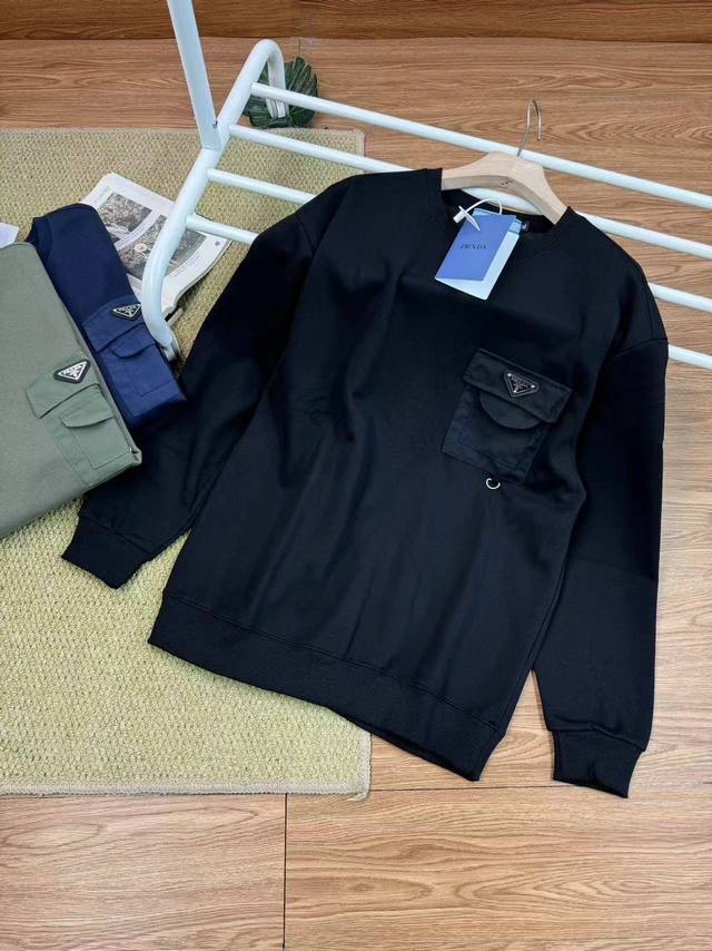 New Arrival: Prada 25Ss Spring/Autumn New Classic Pocket Metal Triangle Logo Cre