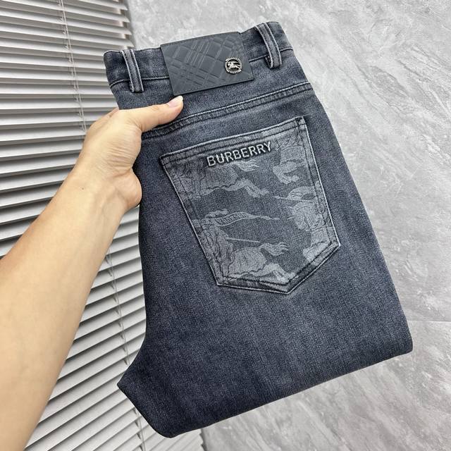 Burberry's Fd 2025 Autumn/Winter Newest Men's Jeans! Soft and delicate, with an