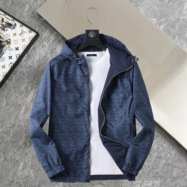 Same style as Fendi's official website, released early! 2025 Spring/Summer new m