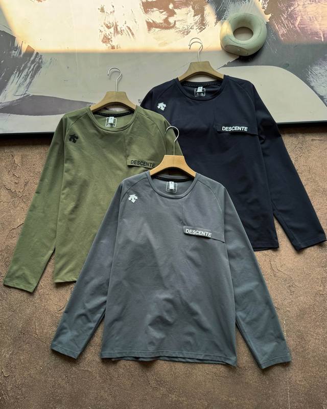 Descente Outdoor Quick-Drying Breathable Crew Neck Long-Sleeve T-Shirt/Sweatshir