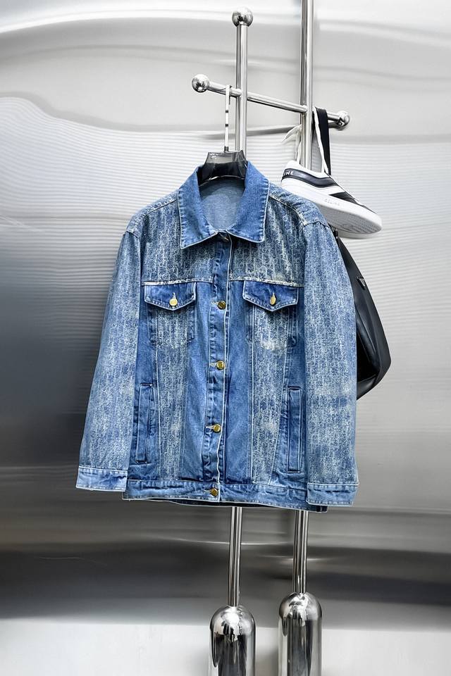 Dior 2025 Spring/Autumn New Denim Jacket. A runway piece in perfect condition, c